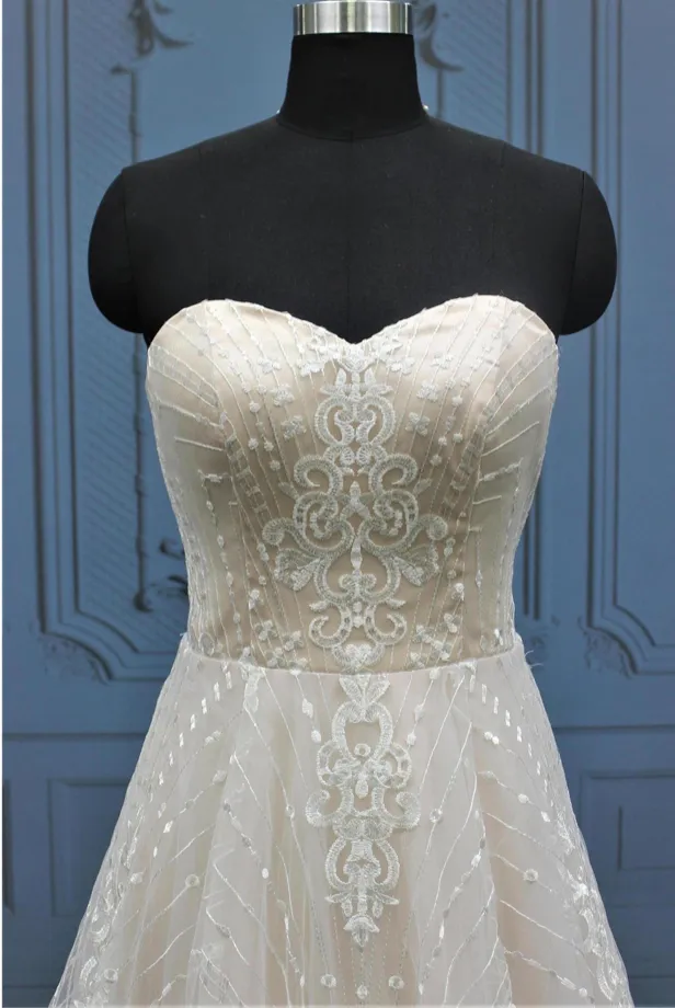 A-Line Sweetheart Tulle Lace Wedding Bridal Gown