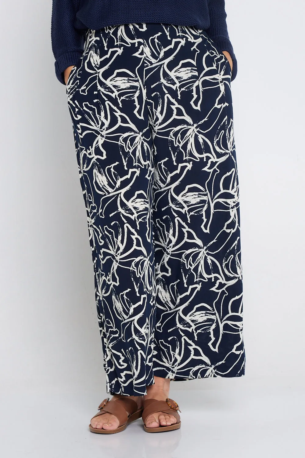 Arena Wide Leg Pants - Navy Floral