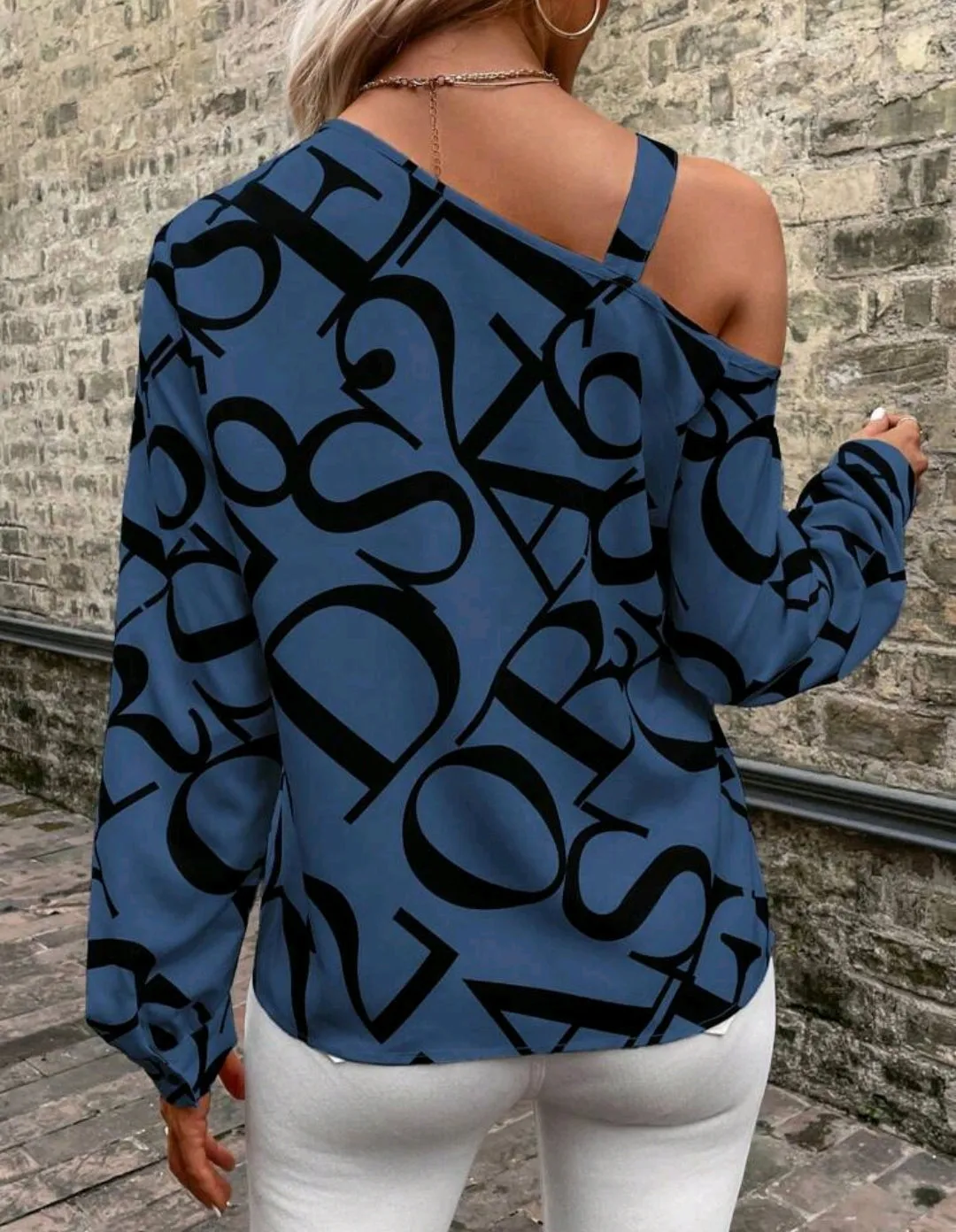 Blue Letter Print Chain Accent Asymmetric Blouse