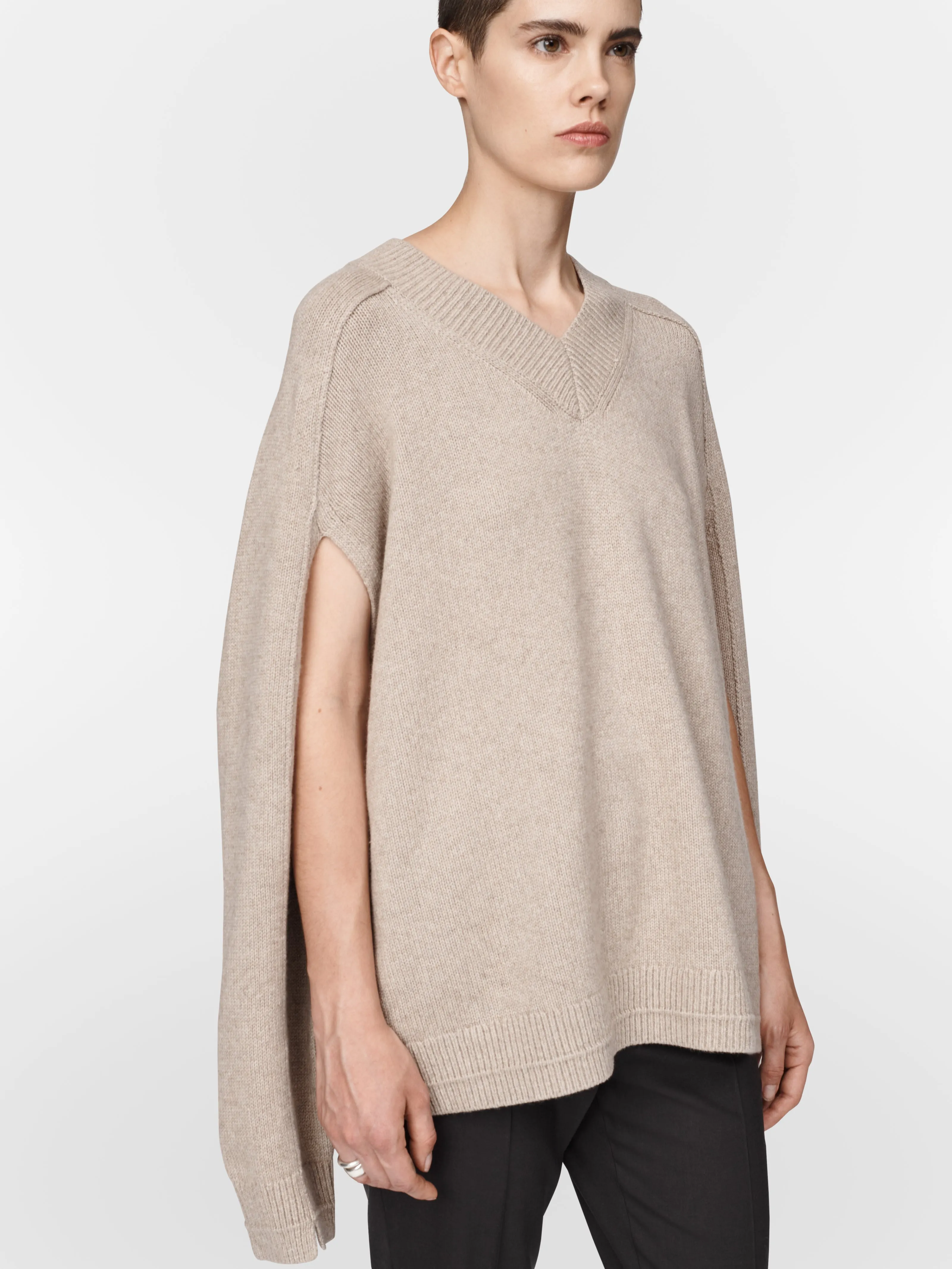 Cape V-Neck in Stone