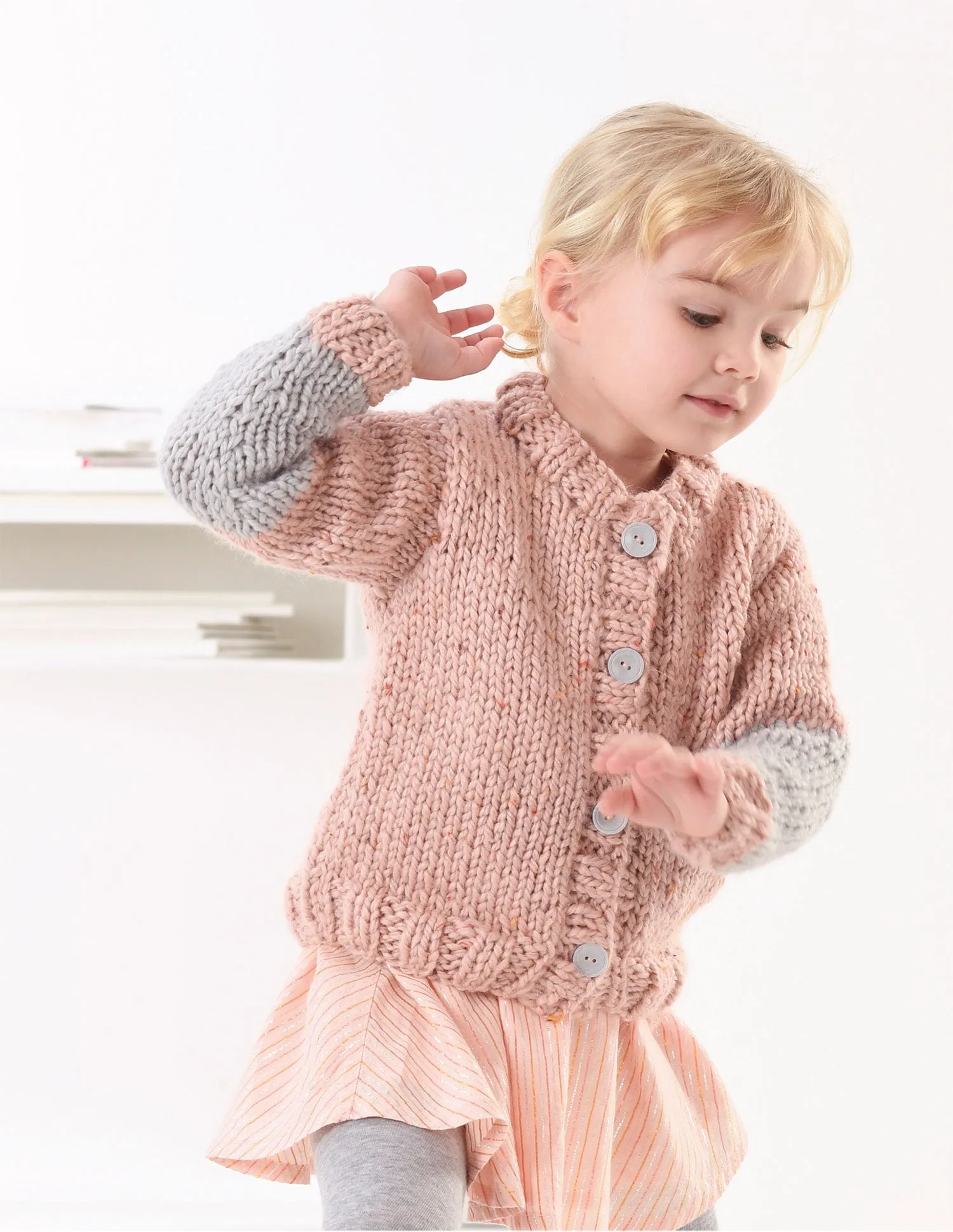 FREE Cascade Child's Chunky Cardigan Knitting Pattern