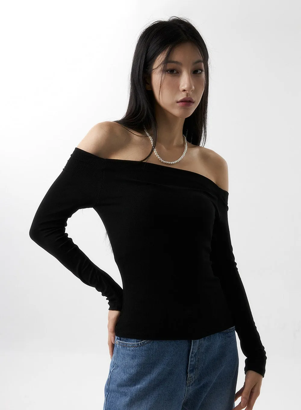 Off Shoulder Long Sleeve Top IS315