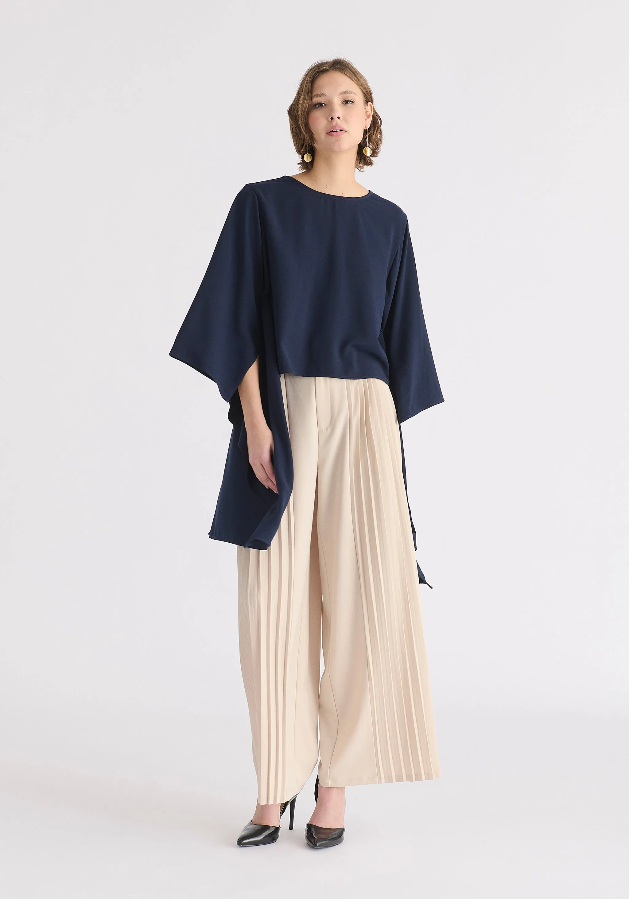 Round Neck Cape Top